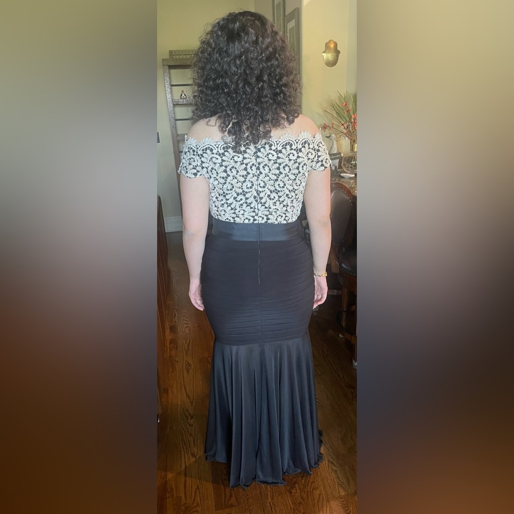 Betsy and Adam evening dress - Picture 9 of 10